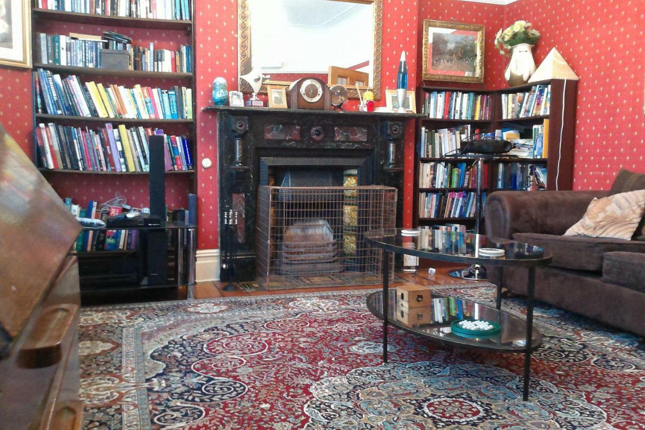 Beautiful Victorian House Hotel Cardiff Bagian luar foto