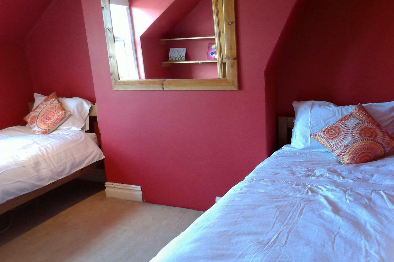 Beautiful Victorian House Hotel Cardiff Bagian luar foto