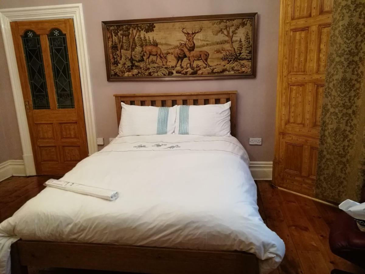 Beautiful Victorian House Hotel Cardiff Bagian luar foto