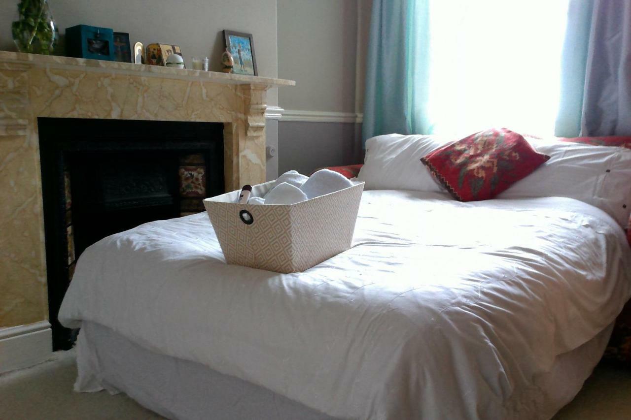Beautiful Victorian House Hotel Cardiff Bagian luar foto