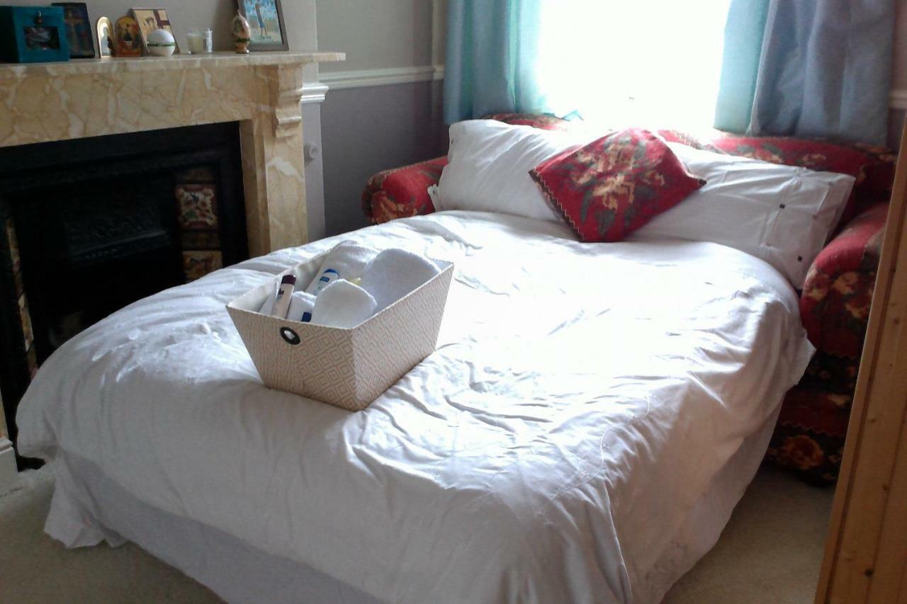 Beautiful Victorian House Hotel Cardiff Bagian luar foto